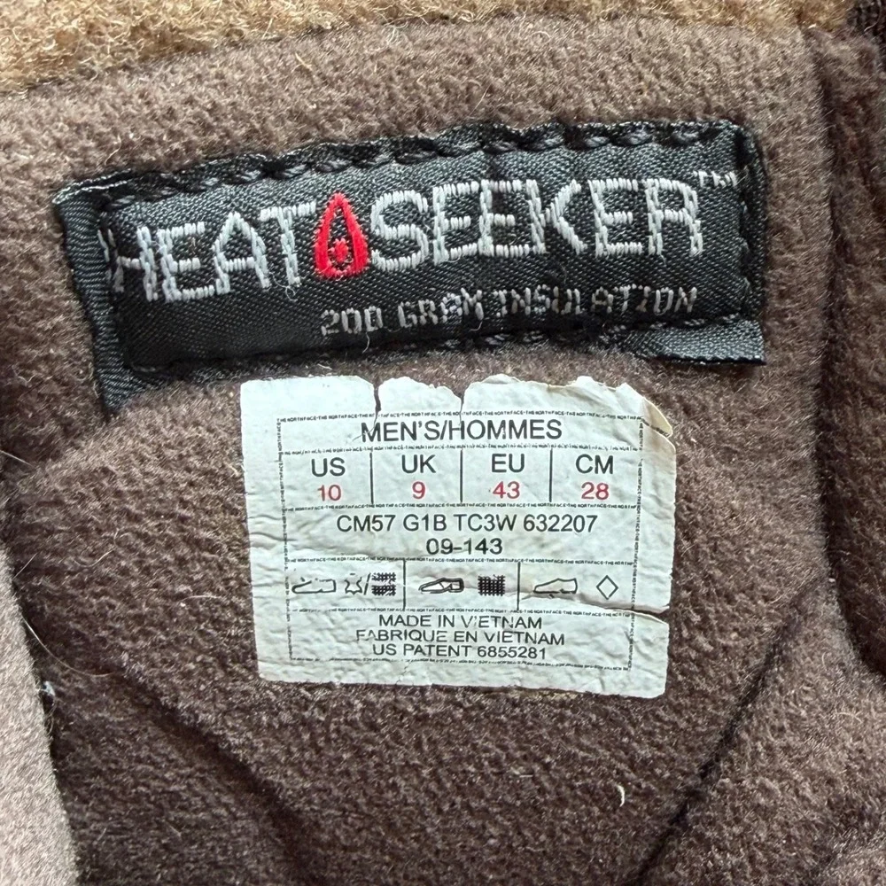 A- The North Face Men Chilkat II Waterproof Insulated Winter Boots Brown US 10